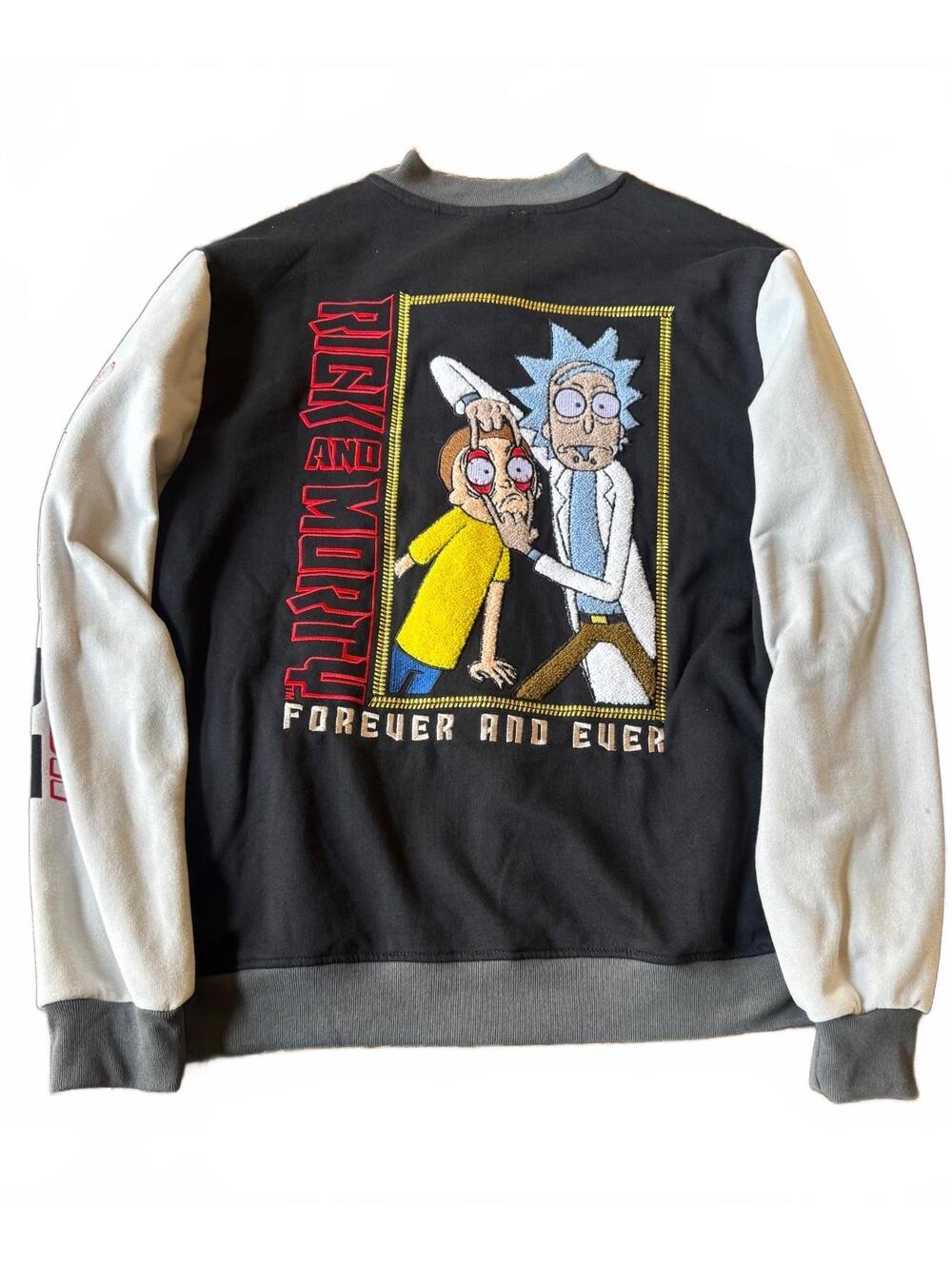 Rick and Morty licensed, black body/grey sleeves(0154) - Picture 2 of 5